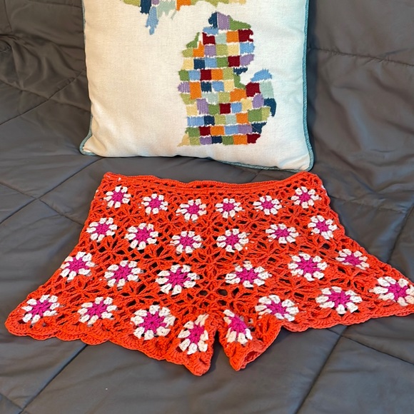 Free People Pants - Flower Power Orange Pink Crochet L New Shorts Retro Hippie Festival Woodstock